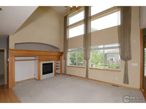 137 Becker Cir, Johnstown, CO 80534 photo 9