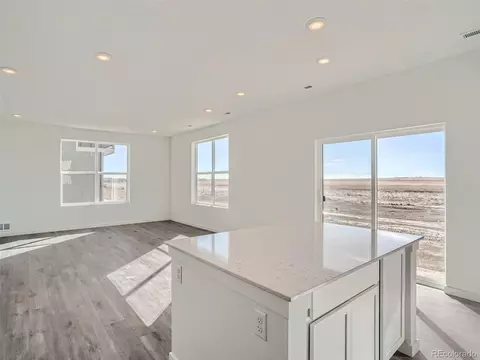 673 Heartland Dr, Bennett, CO 80102 photo 11