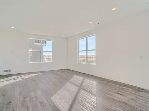 673 Heartland Dr, Bennett, CO 80102 photo 8