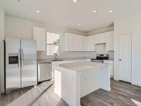 673 Heartland Dr, Bennett, CO 80102 photo 9