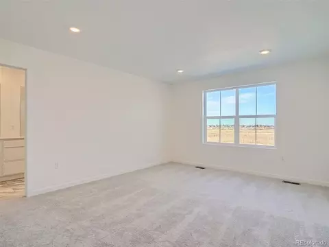 673 Heartland Dr, Bennett, CO 80102 photo 15