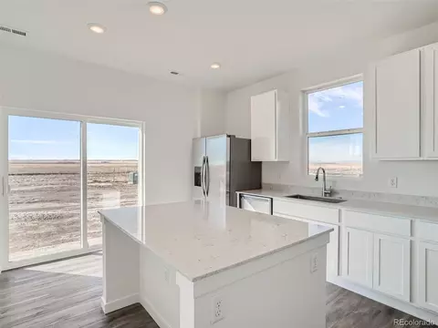 673 Heartland Dr, Bennett, CO 80102 photo 10