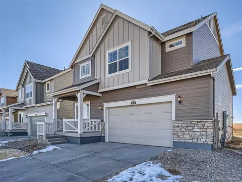 673 Heartland Dr, Bennett, CO 80102 photo 3