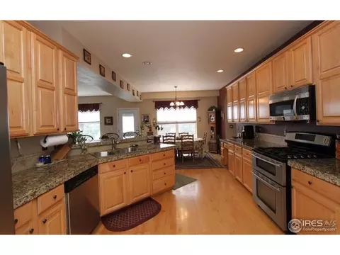 328 53rd Ave, Greeley, CO 80634 photo 2