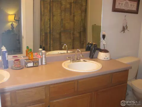 19000 E Hamilton Pl, Aurora, CO 80013 photo 22