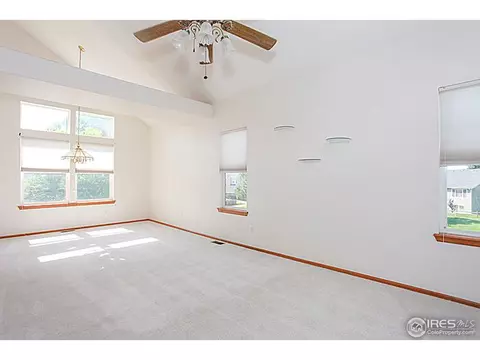 19042 E Chenango Cir, Aurora, CO 80015 photo 2