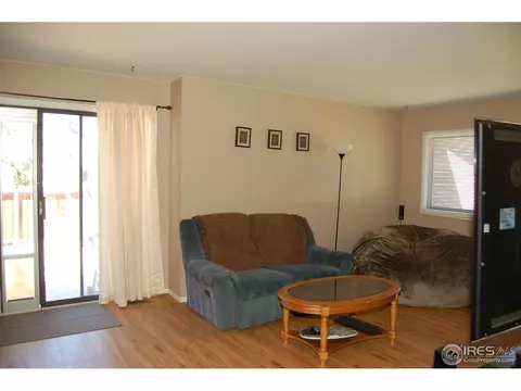 4972 W 9th St Dr, Greeley, CO 80634 photo 2