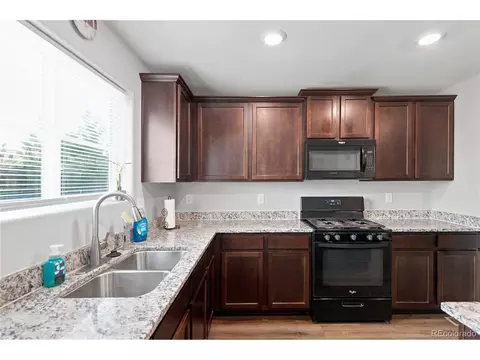 Kitchen - 47363 Lilac Ave, Bennett, CO 80102 photo 3 of 5