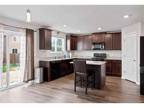 Kitchen - 47363 Lilac Ave, Bennett, CO 80102 photo 2 of 5