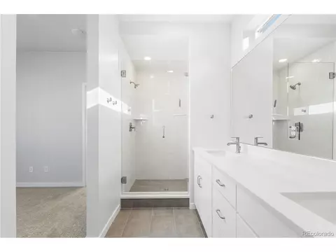 Bath - 12124 Octave Ave, Lone Tree, CO 80124 photo 3 of 4