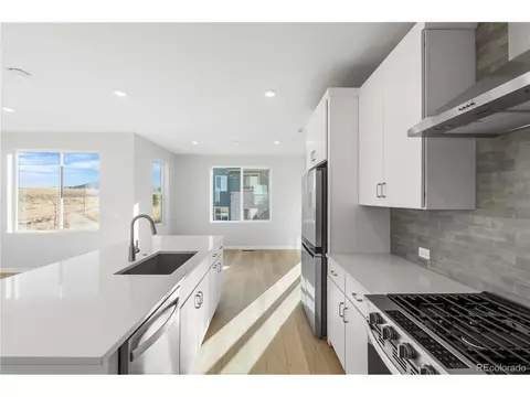 Kitchen - 12124 Octave Ave, Lone Tree, CO 80124 photo 6 of 6