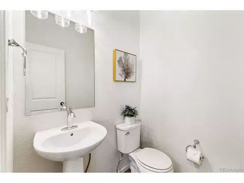 11159 E 25th Dr, Aurora, CO 80010 photo 13