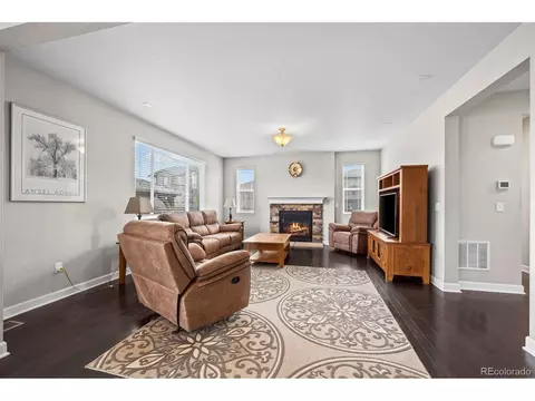 224 S Jackson Gap Way, Aurora, CO 80018 photo 4