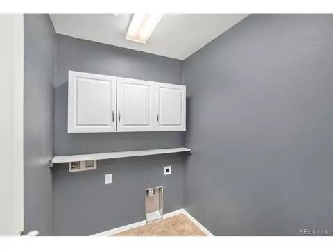 25915 E 1st Ave, Aurora, CO 80018 photo 17