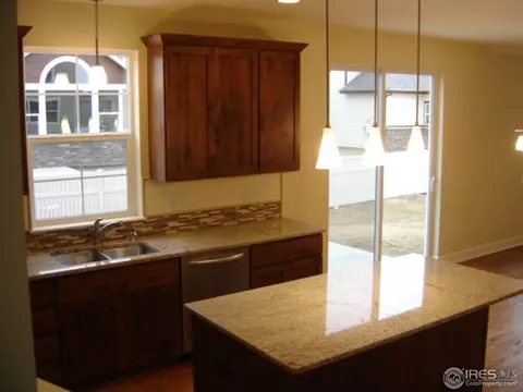 10091 Devonshire St, Longmont, CO 80504 photo 7