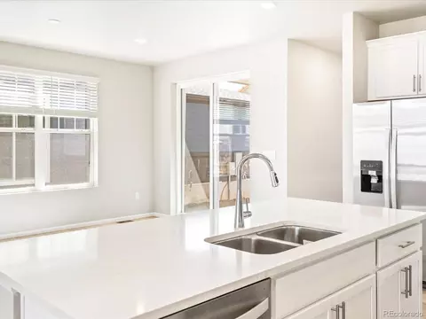 22415 E 7th Pl, Aurora, CO 80018 photo 8