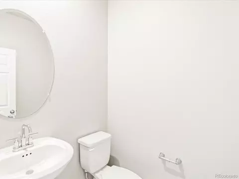 22415 E 7th Pl, Aurora, CO 80018 photo 14