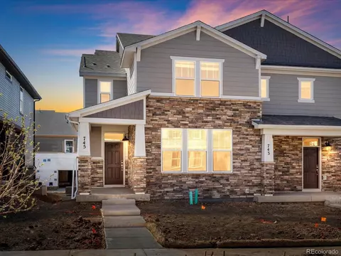 22415 E 7th Pl, Aurora, CO 80018