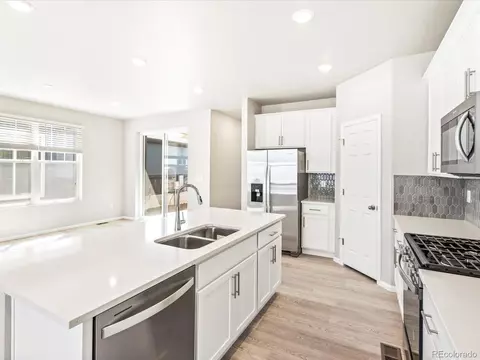 22415 E 7th Pl, Aurora, CO 80018 photo 7