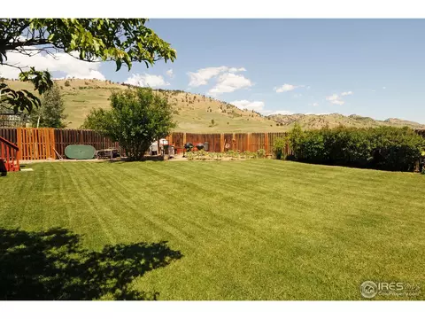 541 Locust Pl, Boulder, CO 80304 photo 4