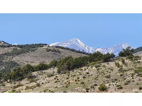 56 Kit Carson Ln, Cotopaxi, CO 81223