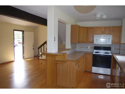 807 Rees Ct, Longmont, CO 80504 photo 2