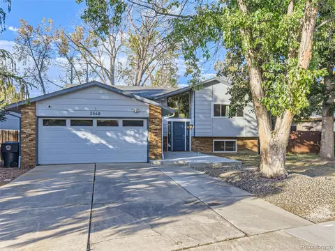 2548 Cambridge Dr, Longmont, CO 80503