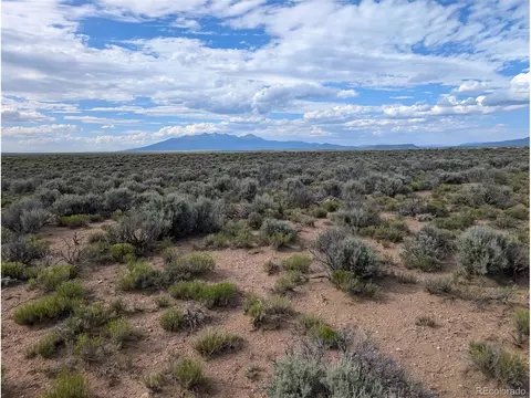 8 Peacock Rd, San Luis, CO 81152