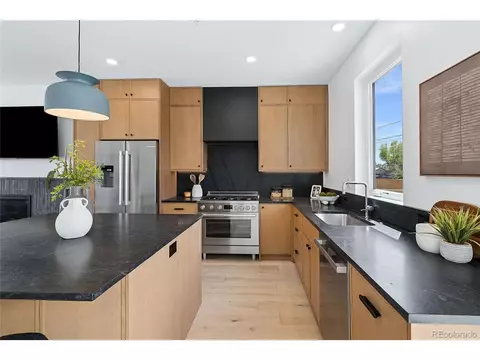 Kitchen - 6428 Quitman Ct, Arvada, CO 80003 photo 4 of 5