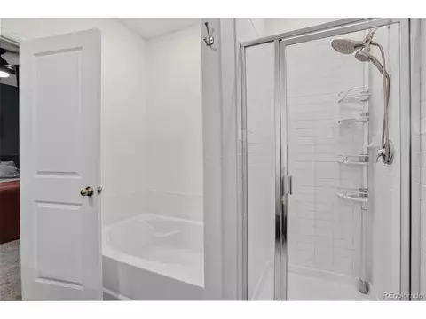 Bath - 47545 Clover Ave, Bennett, CO 80102 photo 2 of 3