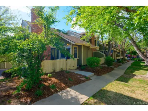 2020 S Hannibal Way #F, Aurora, CO 80013