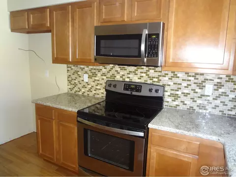 821 Oak St, Windsor, CO 80550 photo 5