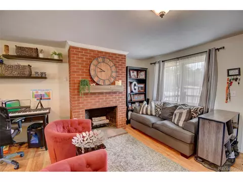 21 Euclid Ave, Centennial, CO 80121 photo 2