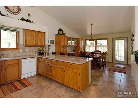 206 Valley Ct, Windsor, CO 80550 photo 3