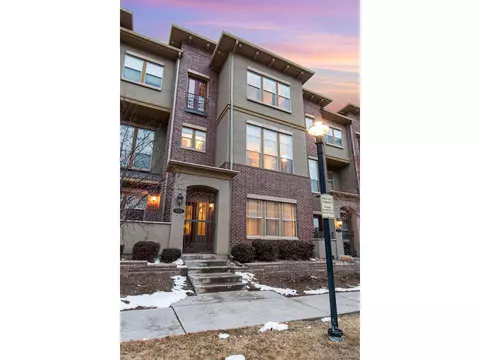 7831 Inverness Blvd, Englewood, CO 80112