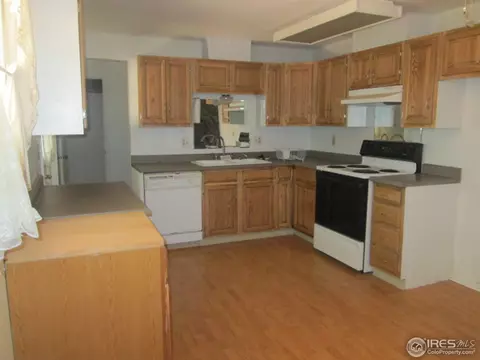 924 E 4th Ave, Longmont, CO 80504 photo 5