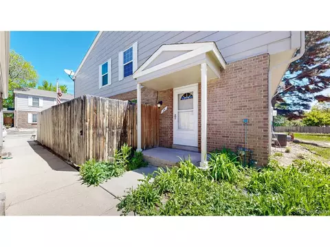 24 Amesbury St, Broomfield, CO 80020