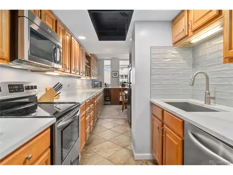 1250 N Humboldt St #1402, Denver, CO 80218