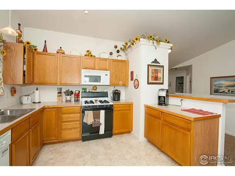 2607 Hawk Dr, Evans, CO 80620 photo 6