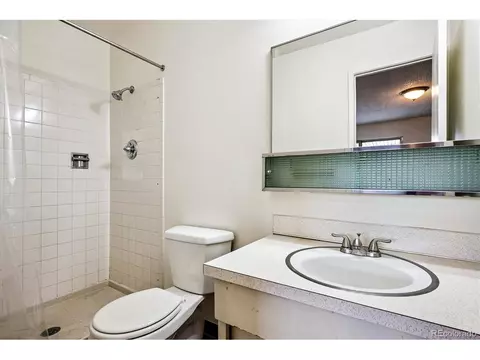 Bath - 9041 E Mansfield Ave, Denver, CO 80237 photo 2 of 3