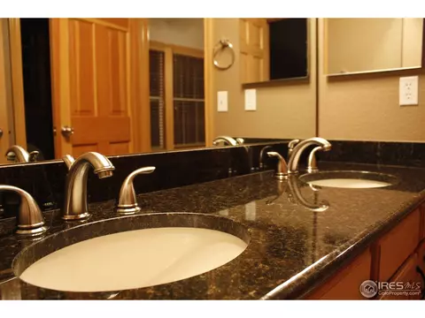 7994 E 28th Ave, Denver, CO 80238 photo 11