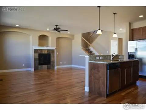 618 Jackson St, Lafayette, CO 80026 photo 2