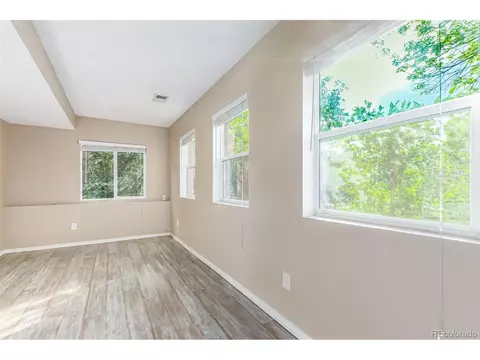 4414 Eagle St, Denver, CO 80239 photo 31
