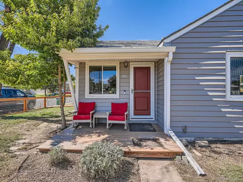 705 Newark St, Aurora, CO 80010