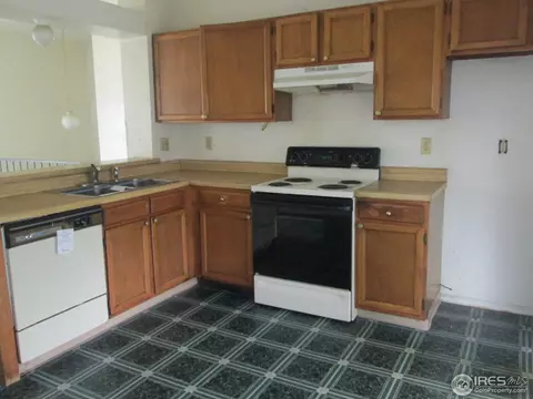 2103 Hackberry Cir, Longmont, CO 80501 photo 6