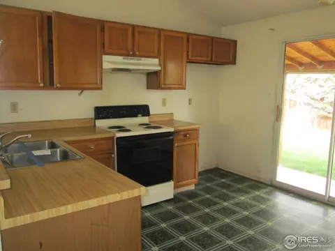 2103 Hackberry Cir, Longmont, CO 80501 photo 5