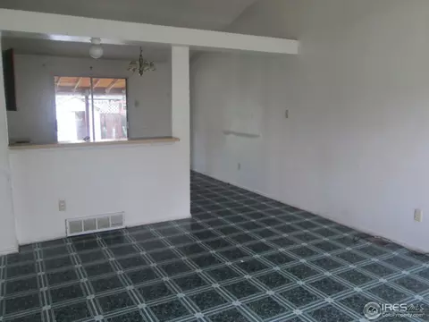 2103 Hackberry Cir, Longmont, CO 80501 photo 3