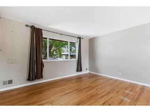 Undisclosed, Denver, CO 80239 photo 10