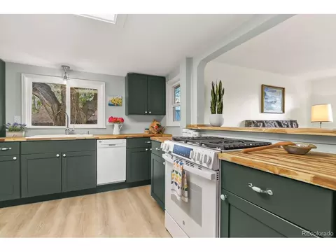 2631 E Yampa St, Colorado Springs, CO 80909