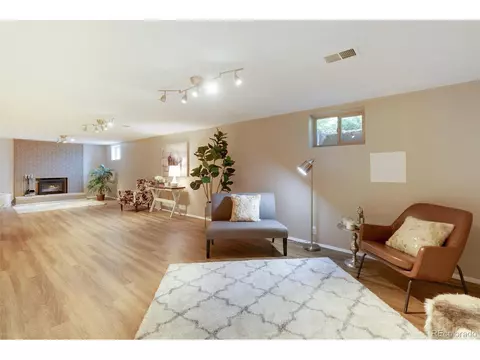 2756 Euclid Ave, Centennial, CO 80121 photo 17